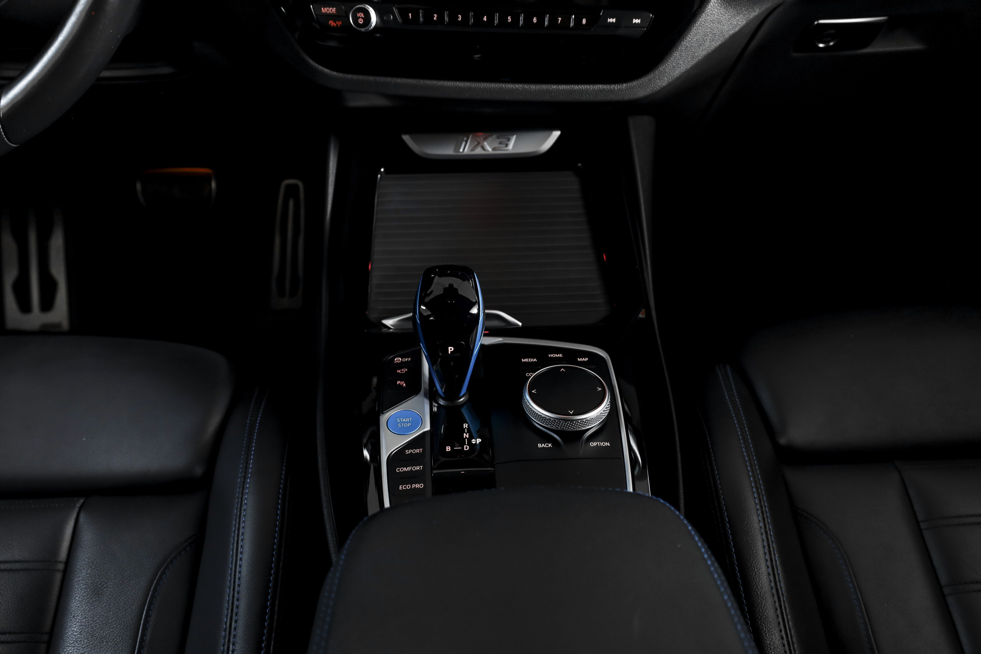 Foto van BMW Ix3