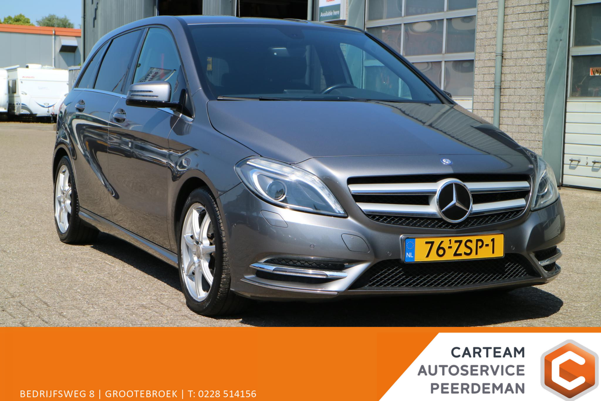 Mercedes-Benz B 200 200 Ambition 2013 - voorkant