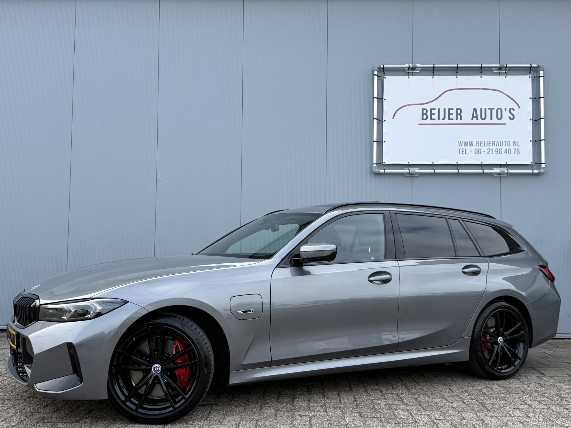 BMW 330e 330e Automaat 2022 - voorkant