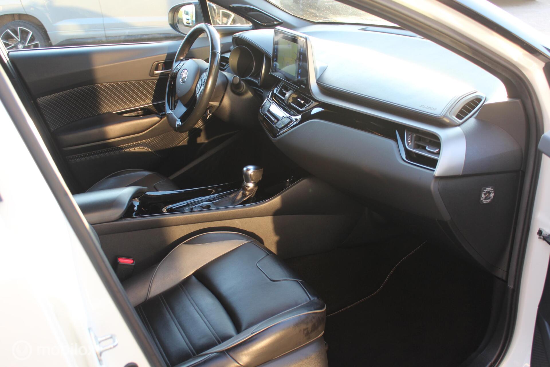 Foto van Toyota Toyota C-hr
