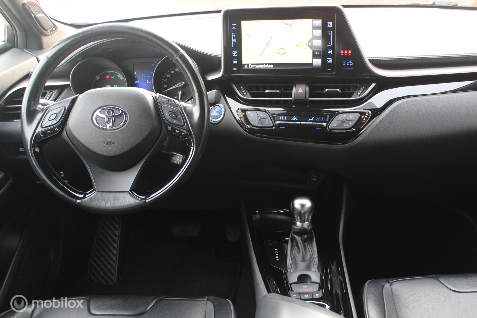Foto van Toyota Toyota C-hr