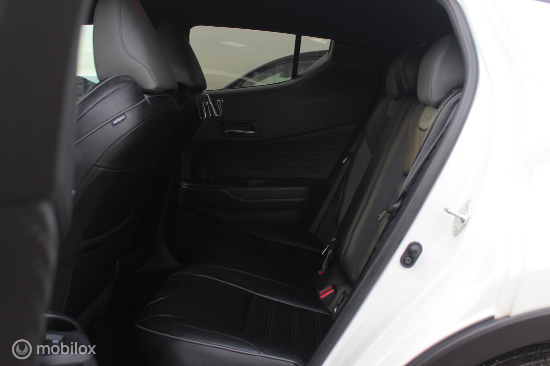 Foto van Toyota Toyota C-hr