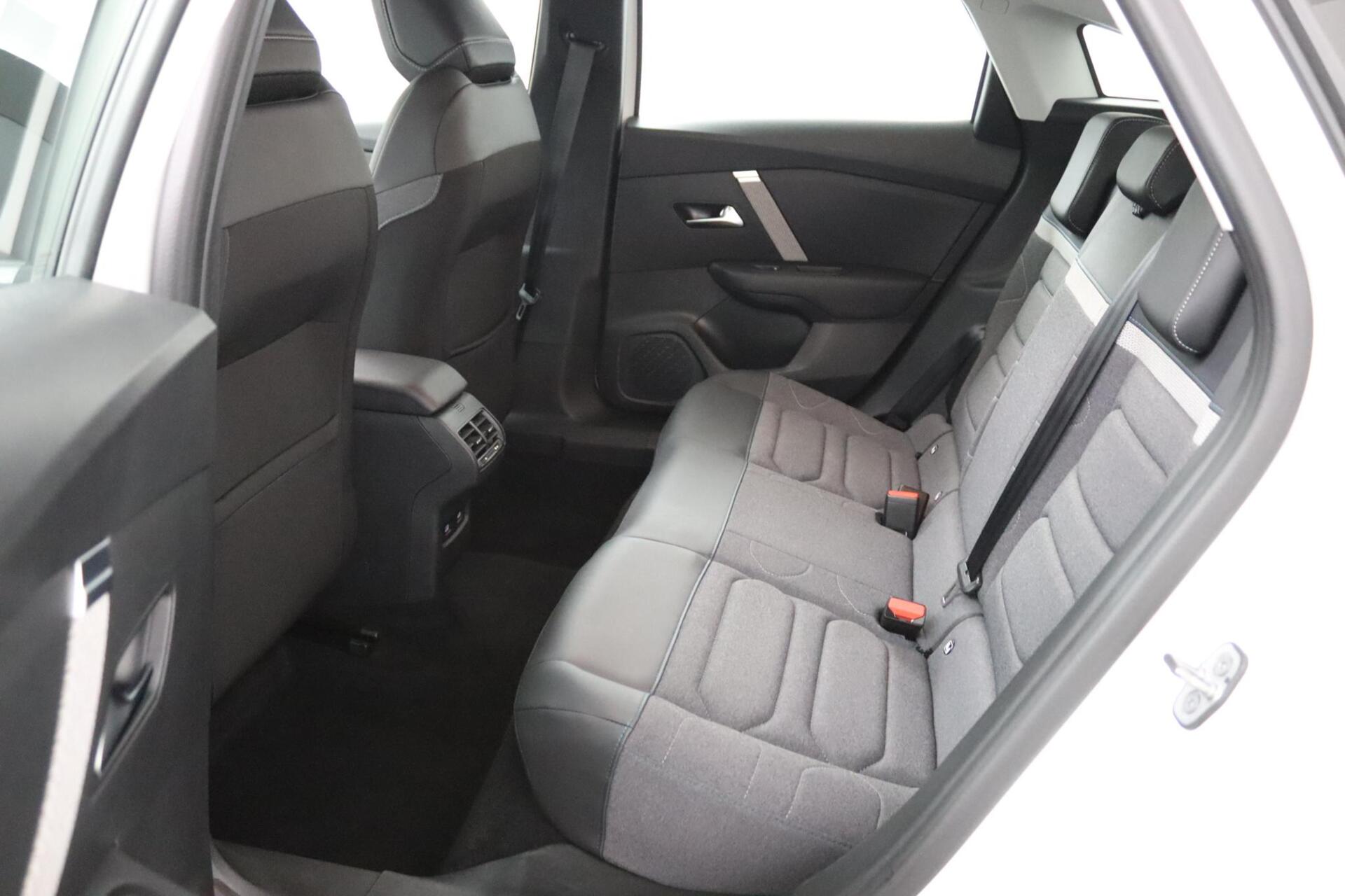Foto van Citroen E-c4