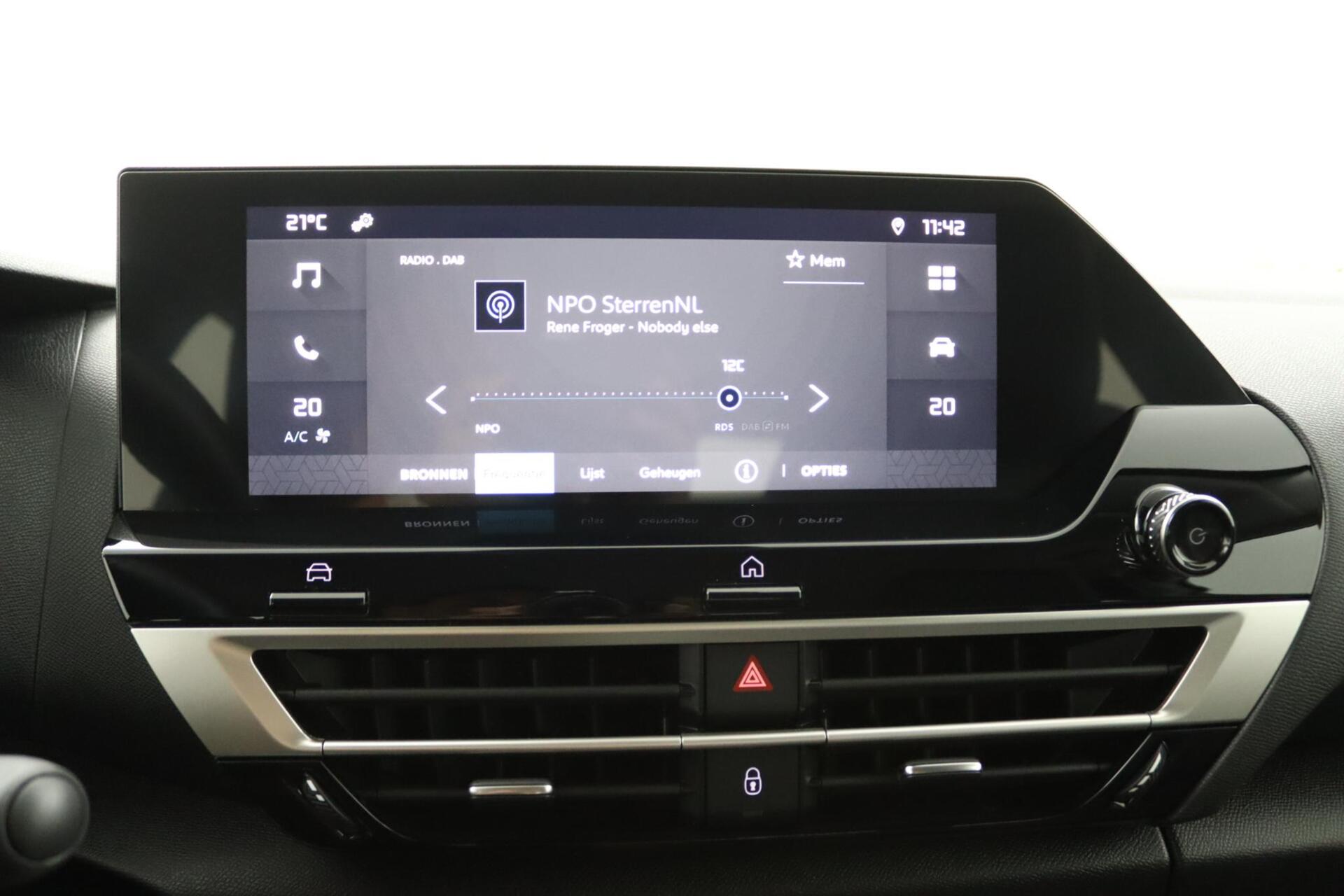 Foto van Citroen E-c4
