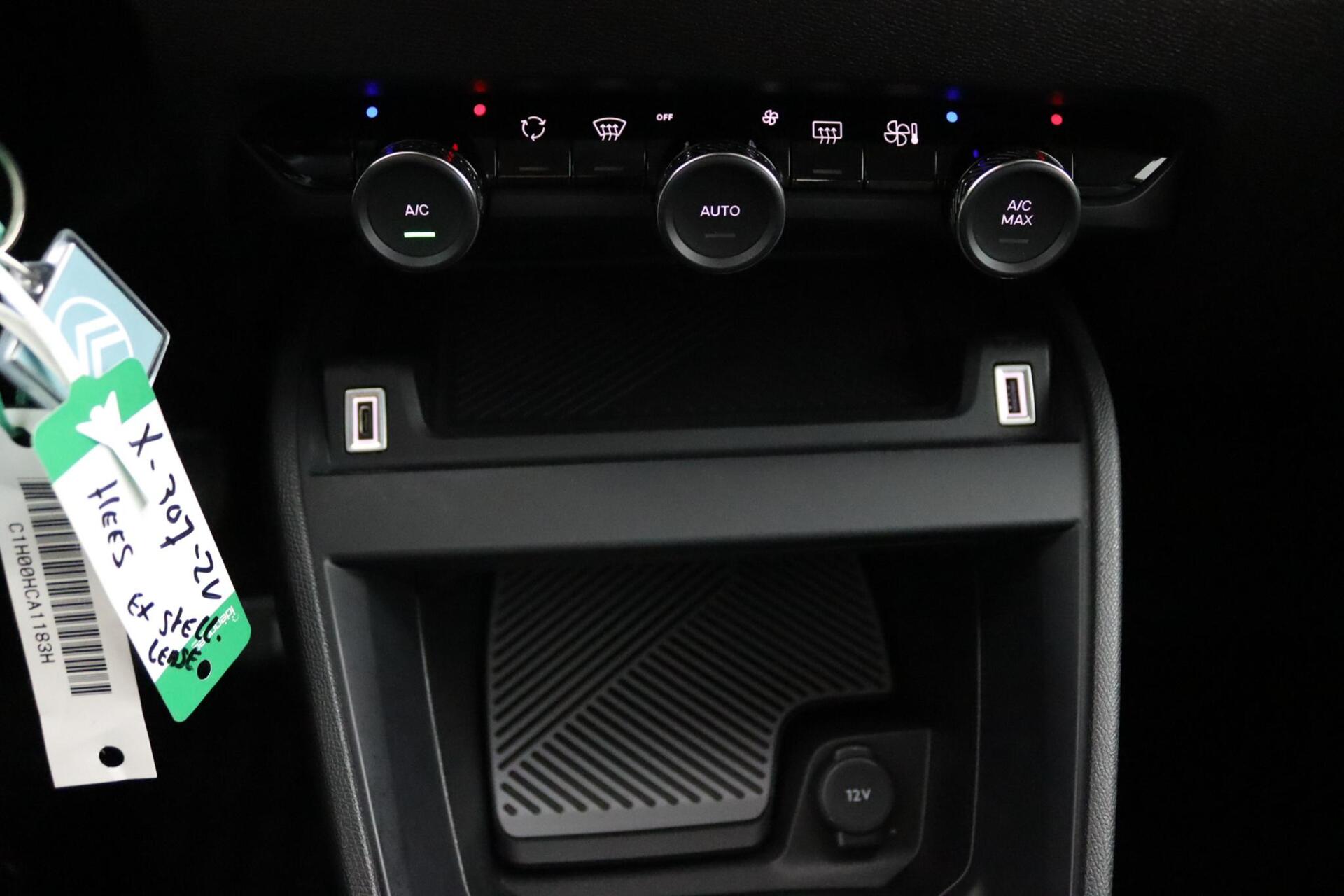 Foto van Citroen E-c4