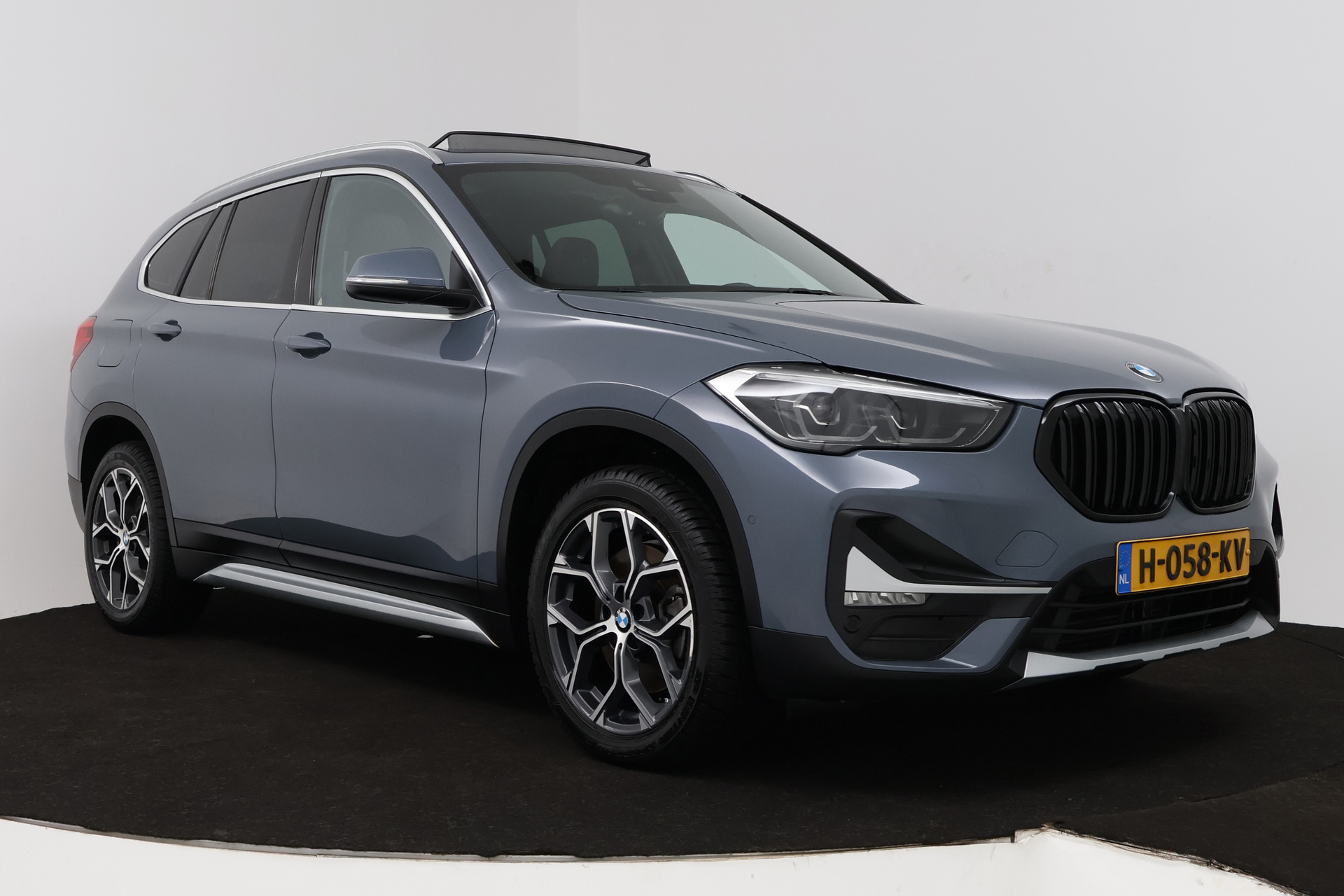 Foto van BMW X1 Sdrive20i