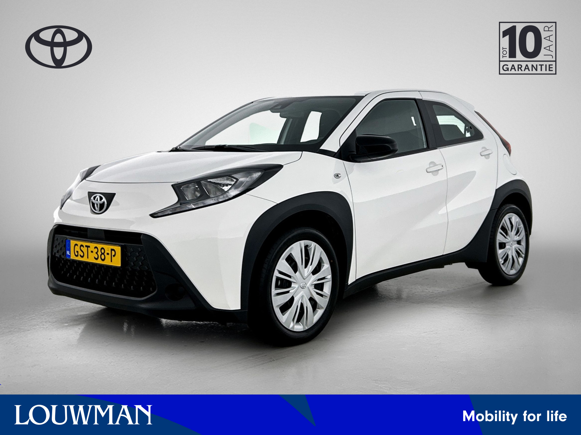 Toyota Aygo X 1.0 VVT-i S-CVT Play 2024 - voorkant