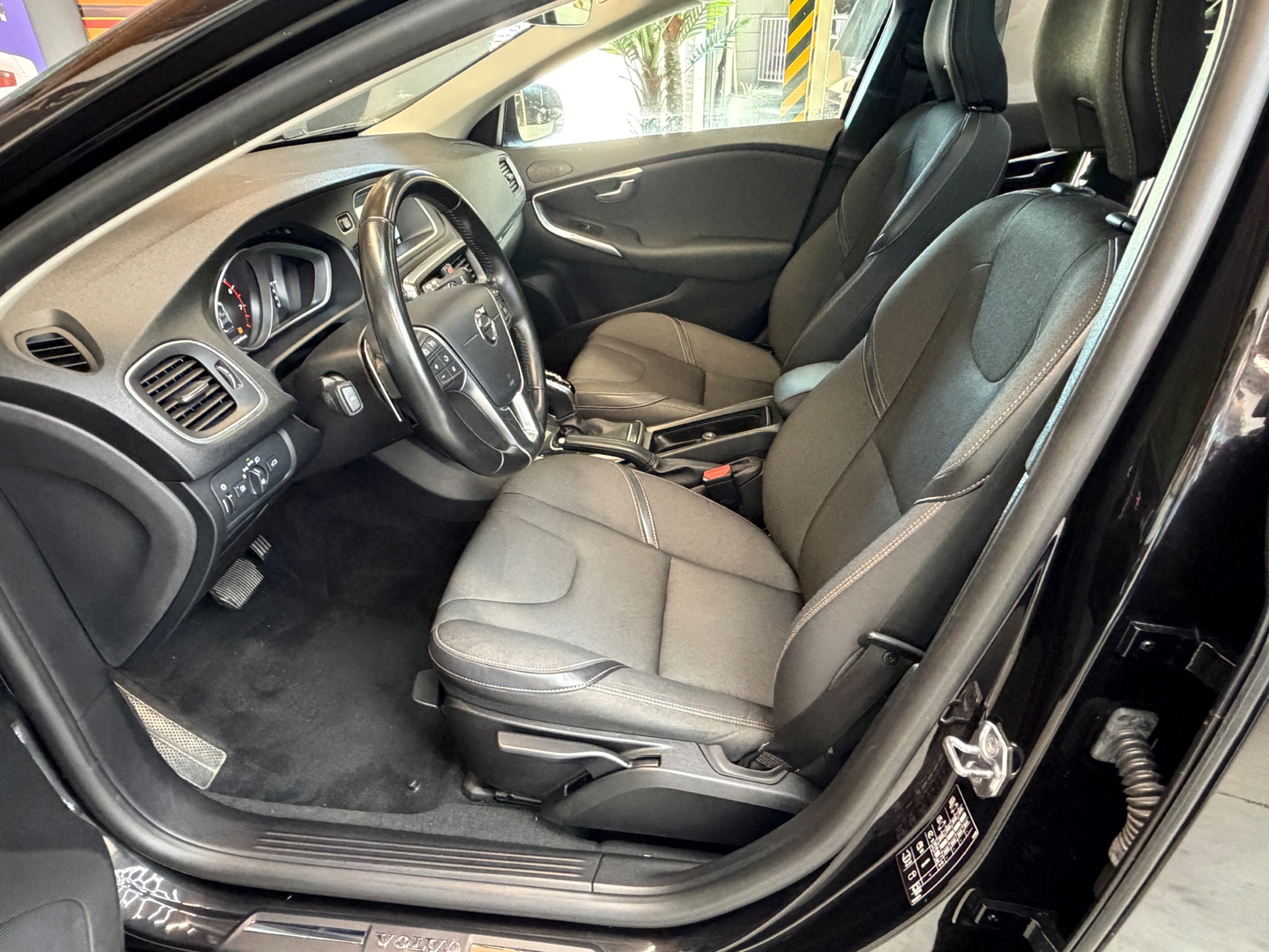 Foto van Volvo V40 Cross Country