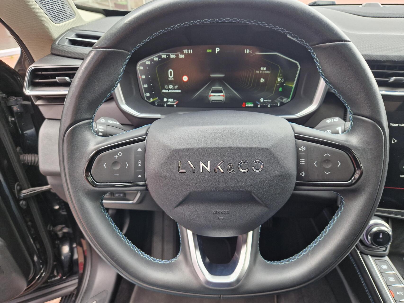 Foto van Lynk&co LYNK & Co 01