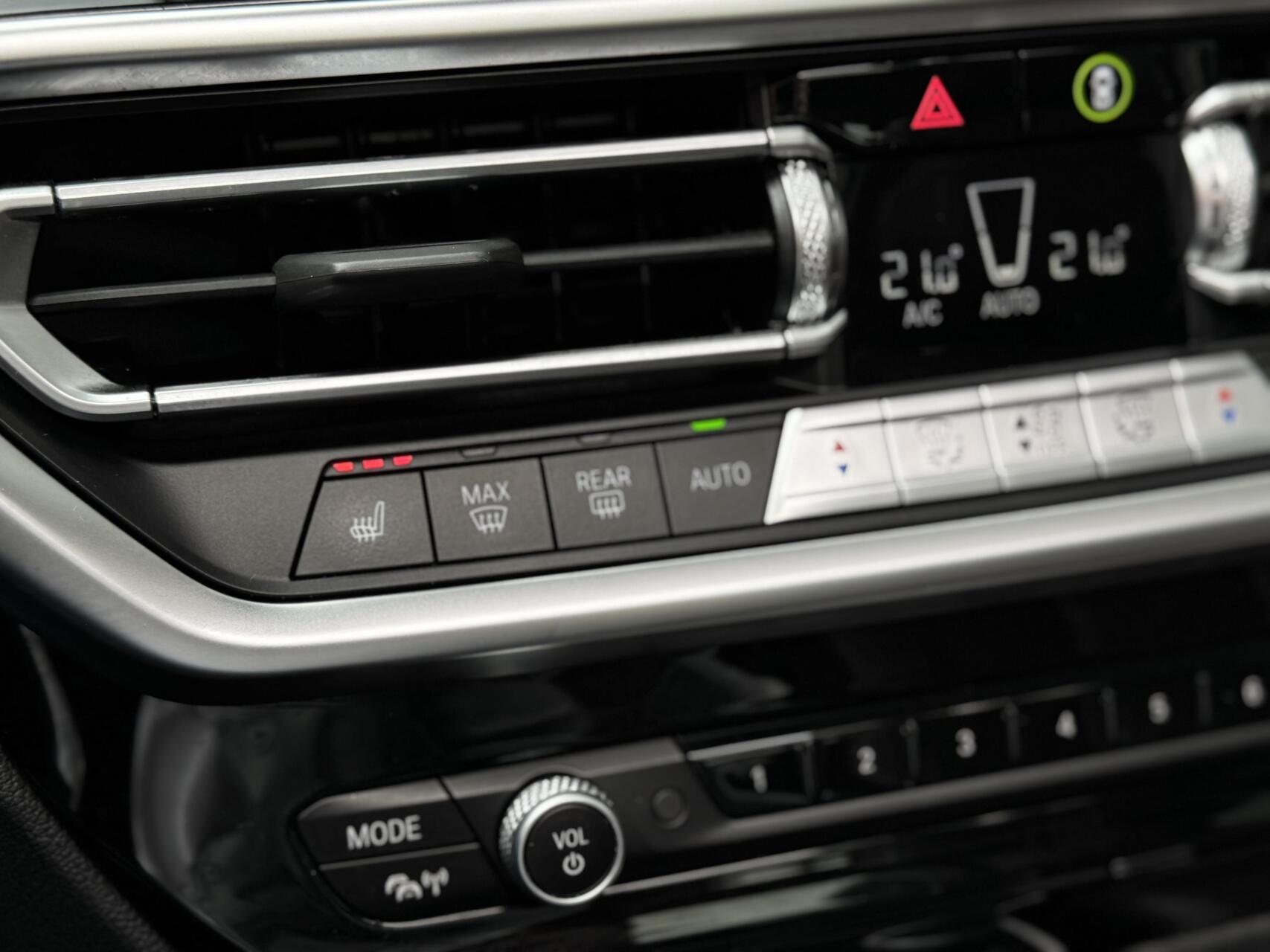 Foto van BMW X3 Xdrive30e