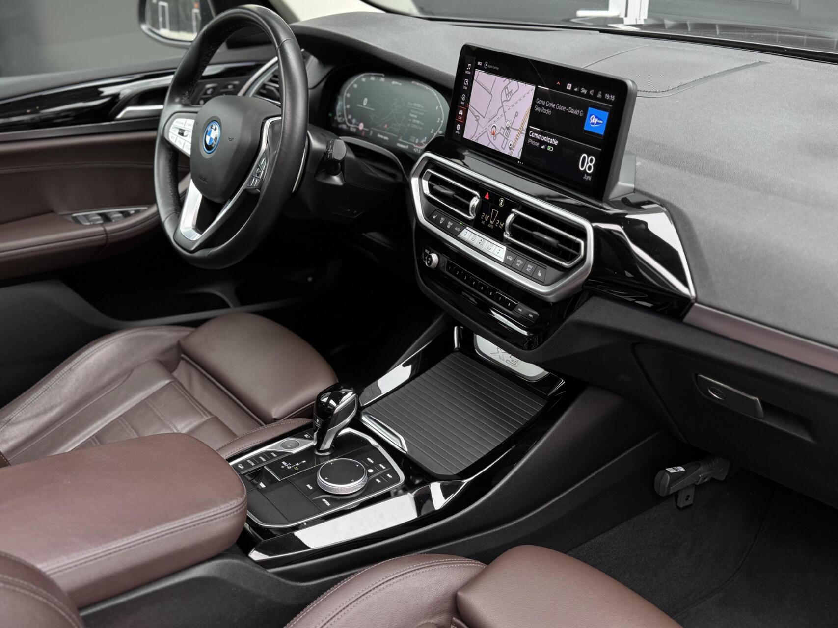 Foto van BMW X3 Xdrive30e