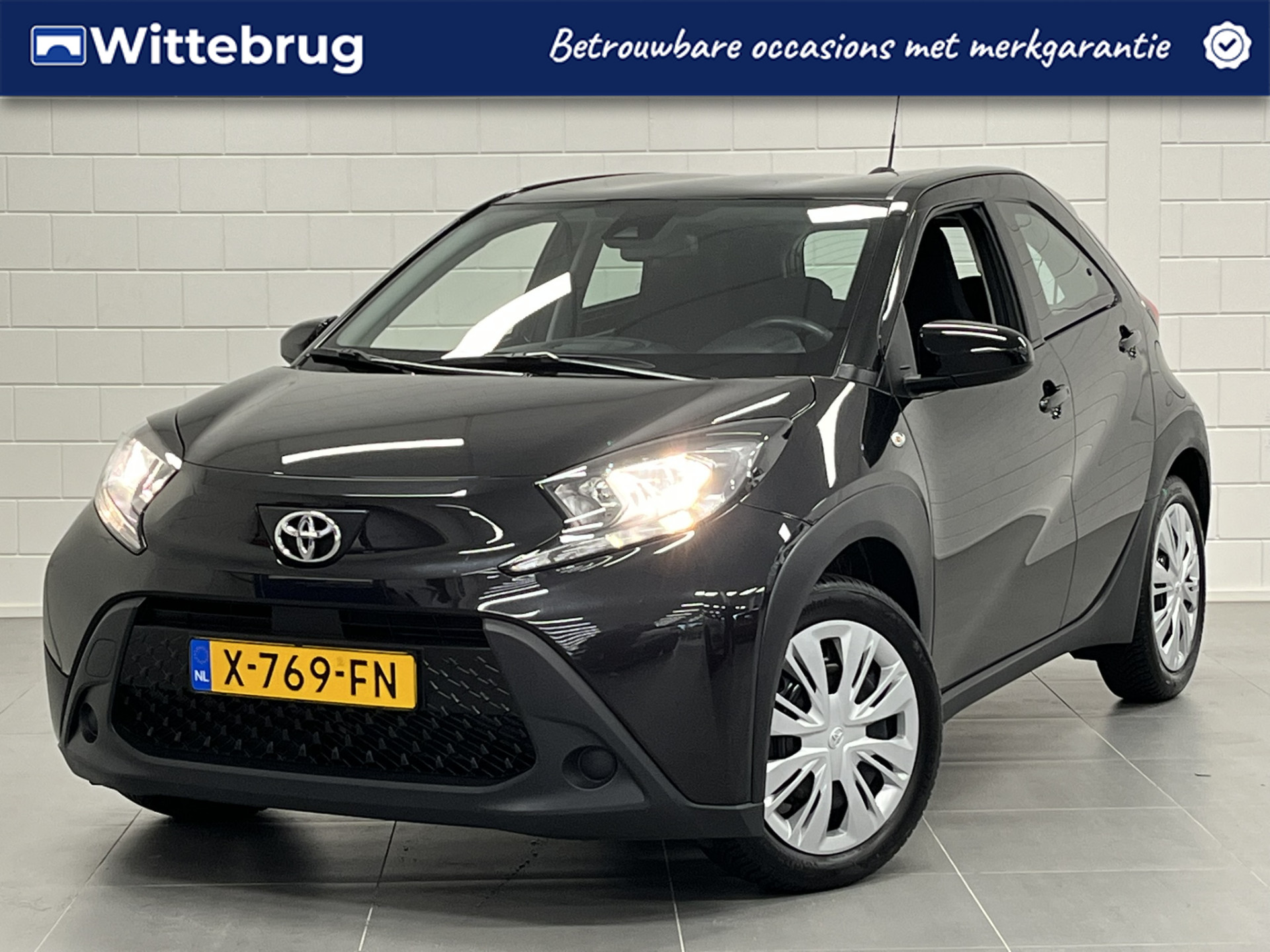 Toyota Toyota Aygo X 1.0 VVT-i MT Play 2023 - voorkant