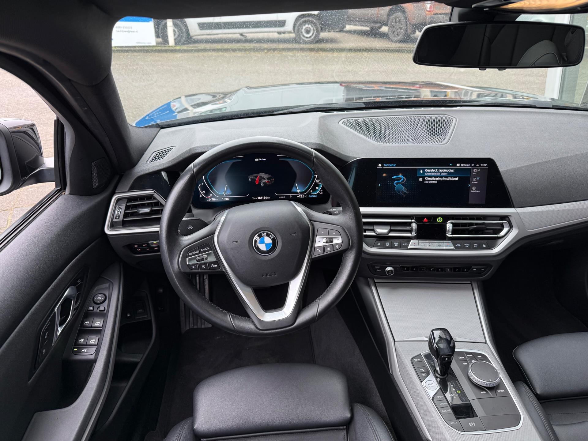 Foto van BMW 330e