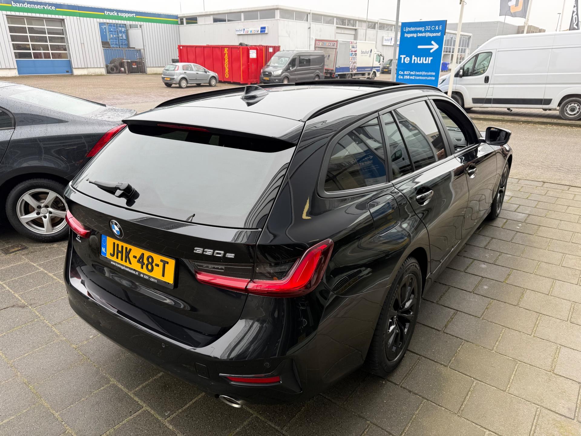 Foto van BMW 330e
