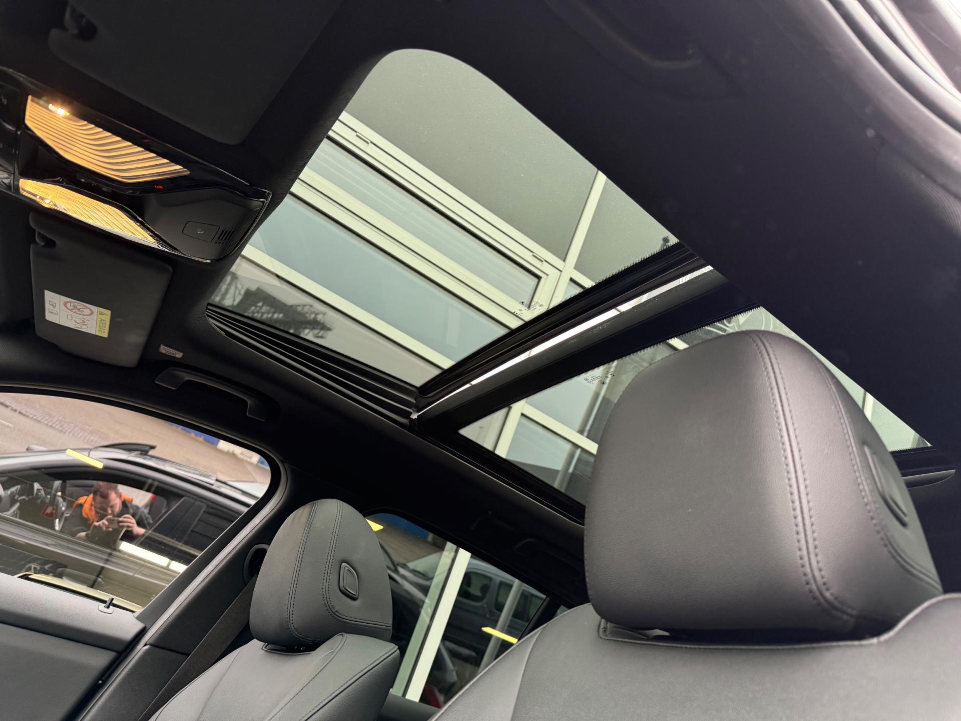 Foto van BMW 330e