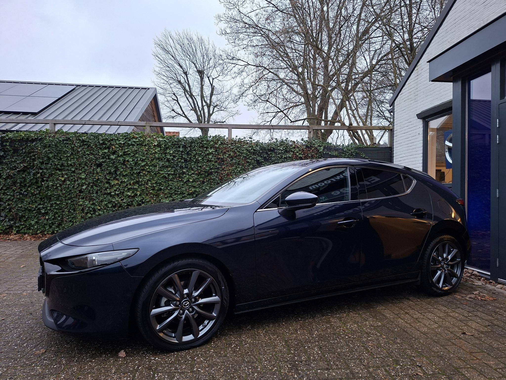 Mazda Mazda3 2.0 e-SkyActiv-G M Hybrid 122 Comfort met Bose 2020 - voorkant