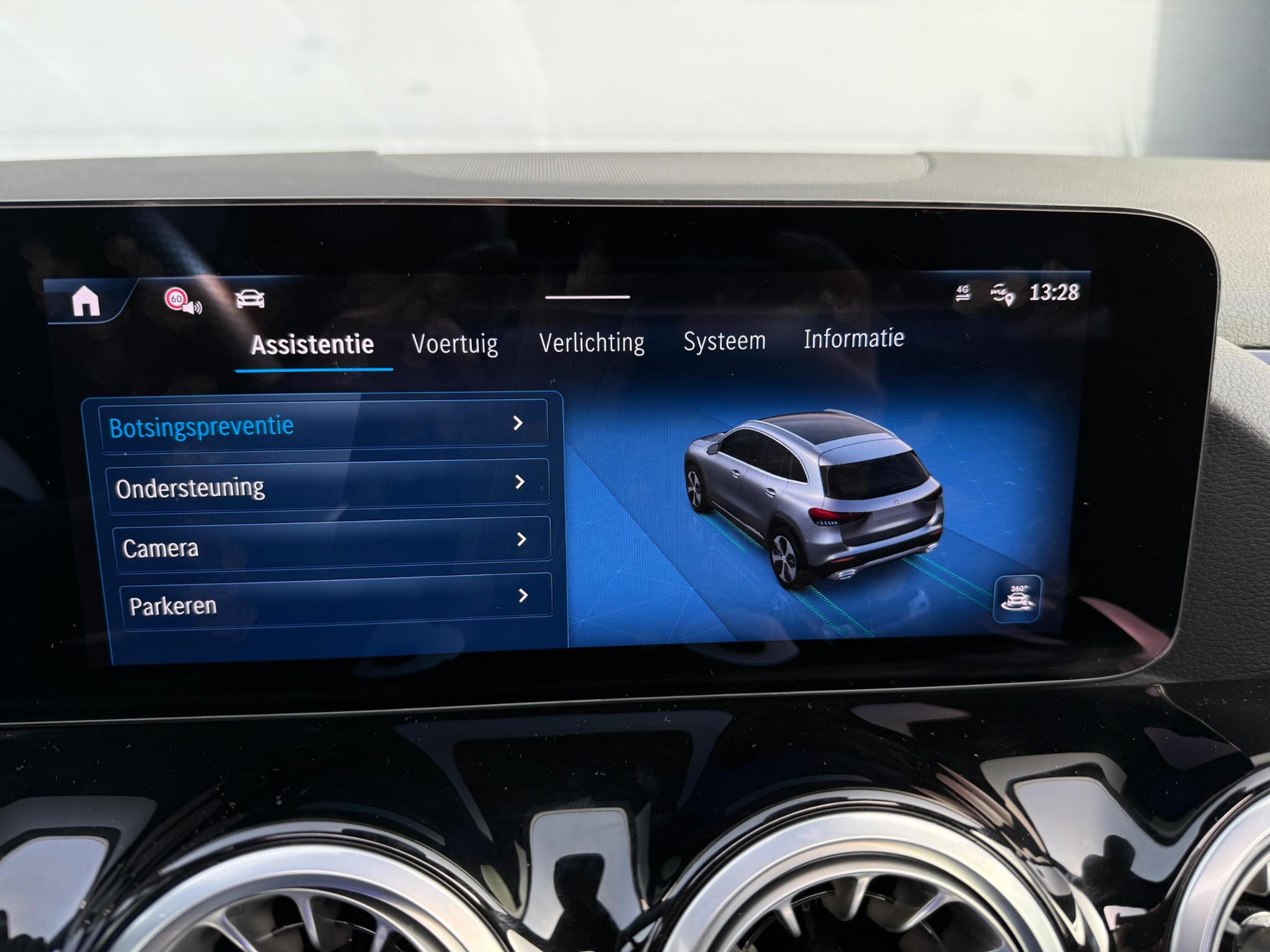 Foto van Mercedes-Benz Gla