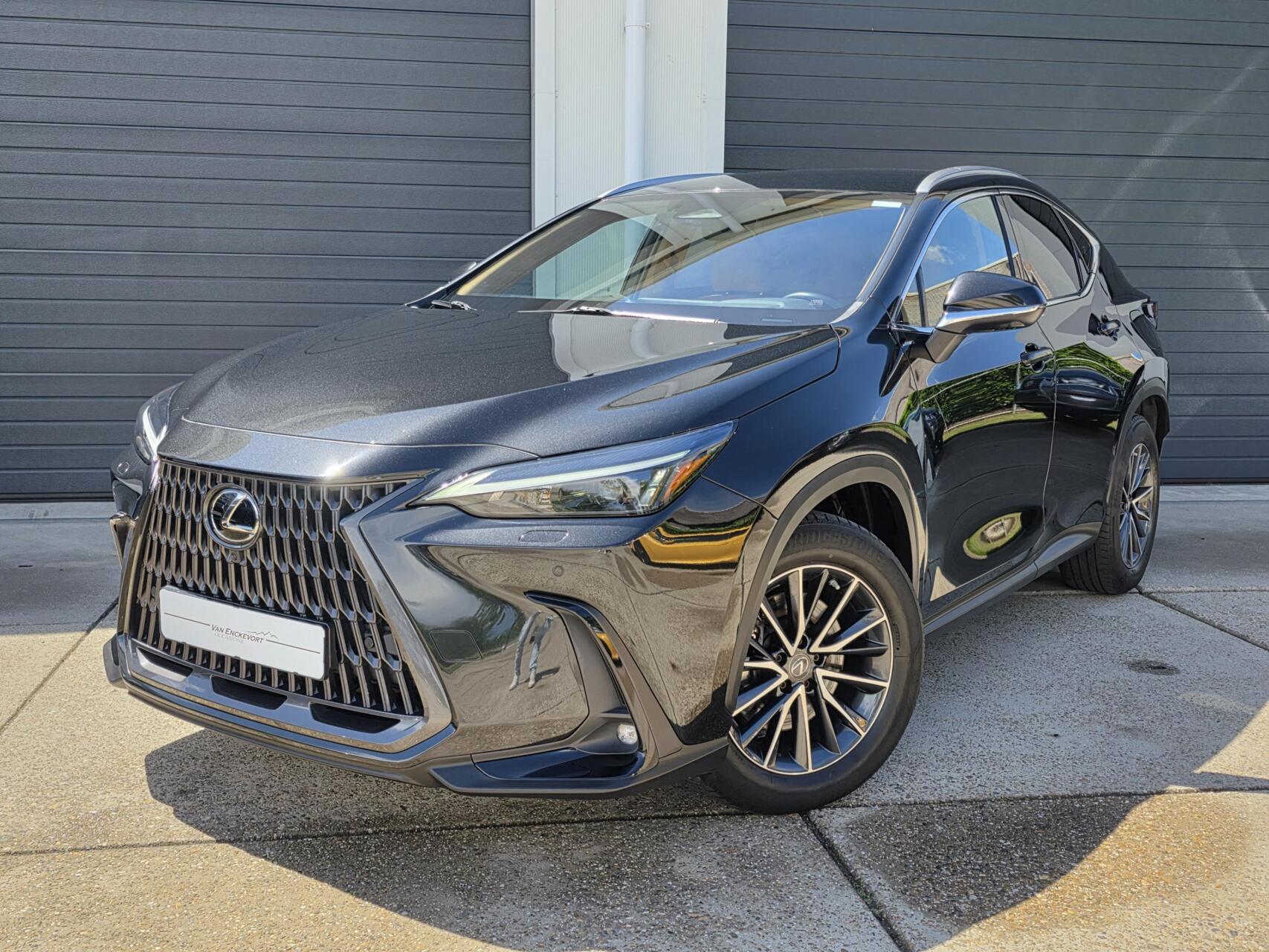 Foto van Lexus Lexus Nx450h+