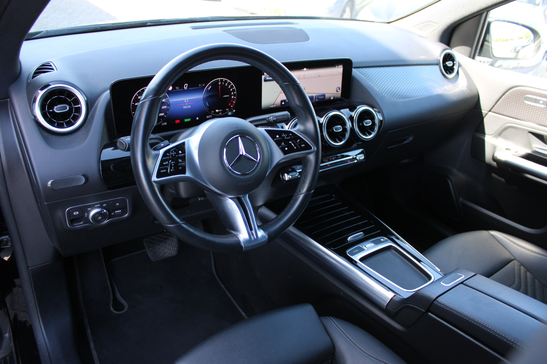 Foto van Mercedes-Benz B 250 E