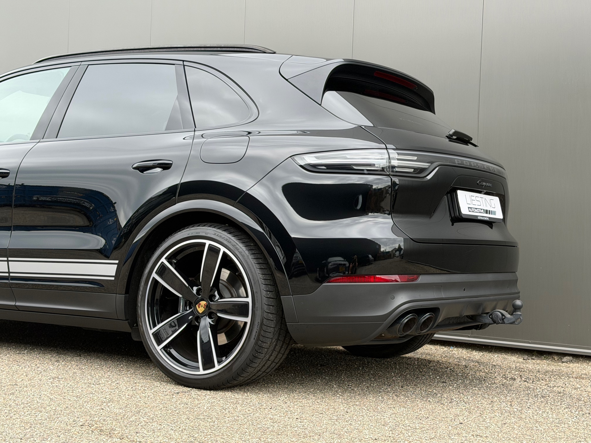 Foto van Porsche Cayenne E-hybrid