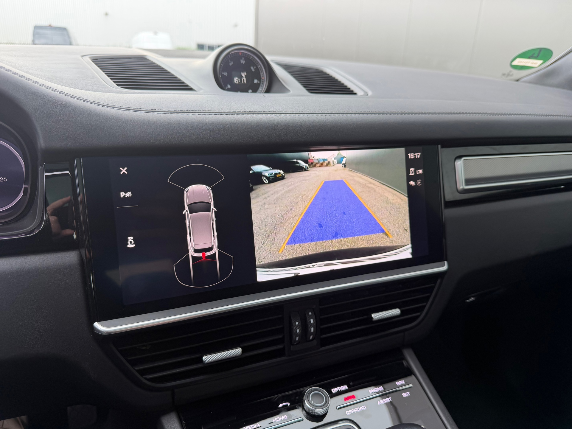 Foto van Porsche Cayenne E-hybrid