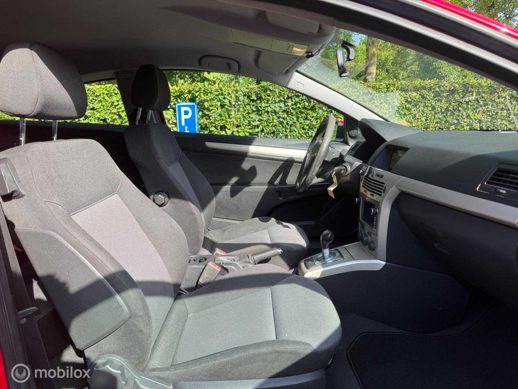 Foto van Opel Astra GTC