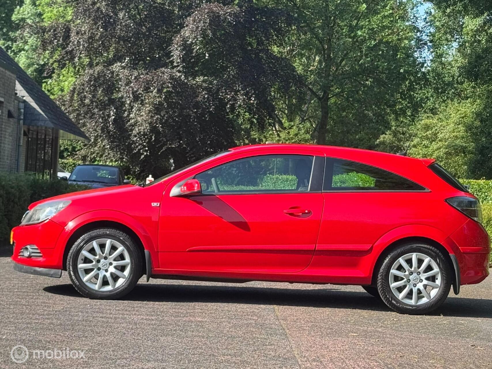 Foto van Opel Astra GTC