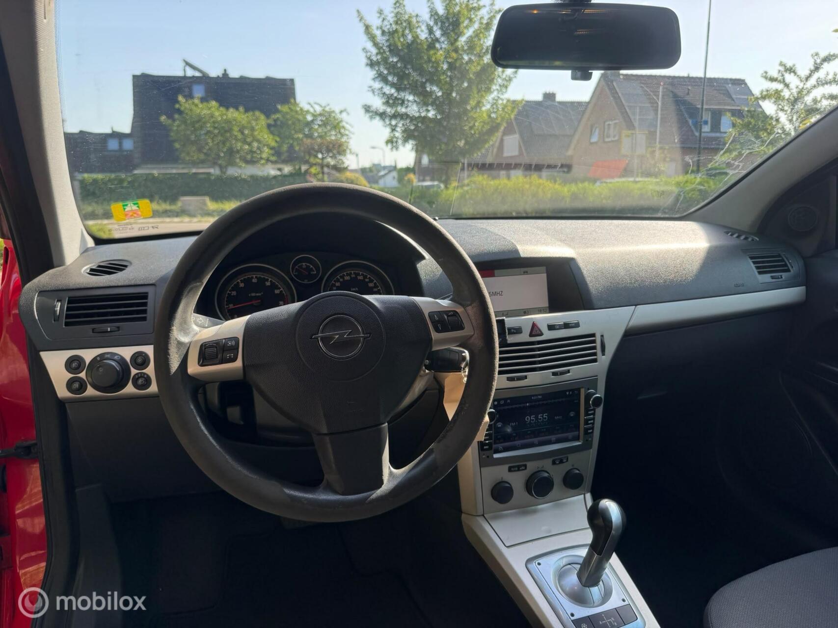 Foto van Opel Astra GTC