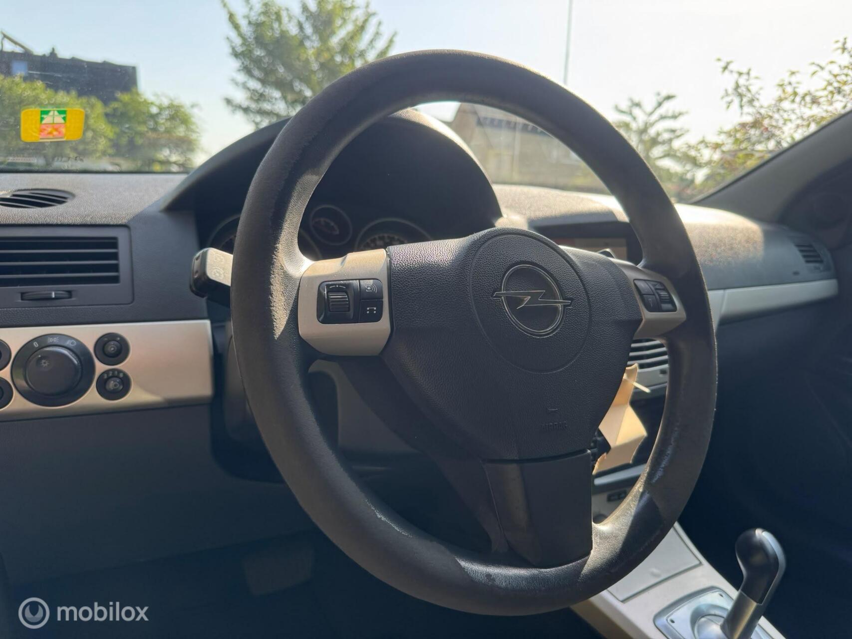 Foto van Opel Astra GTC