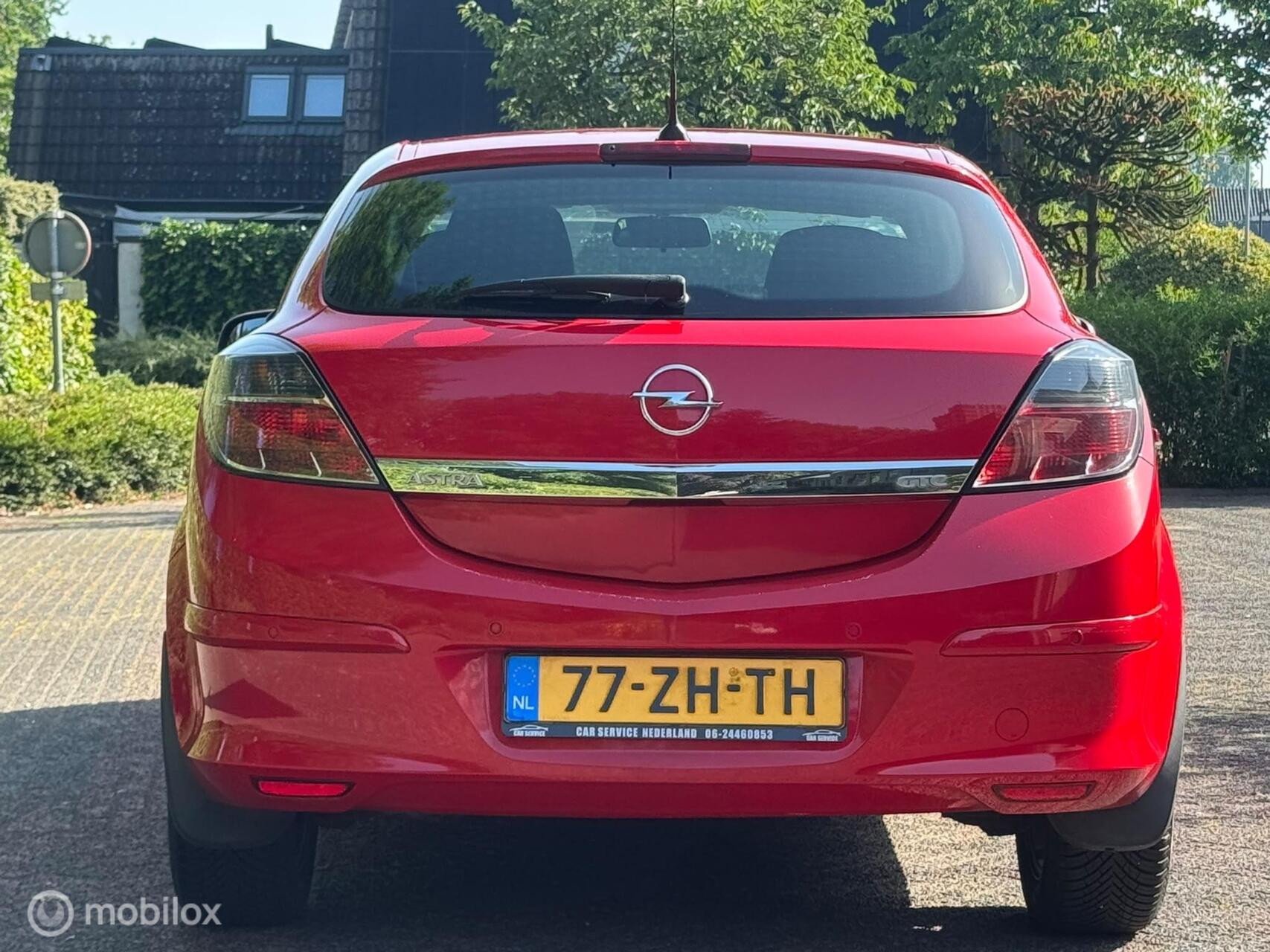 Foto van Opel Astra GTC