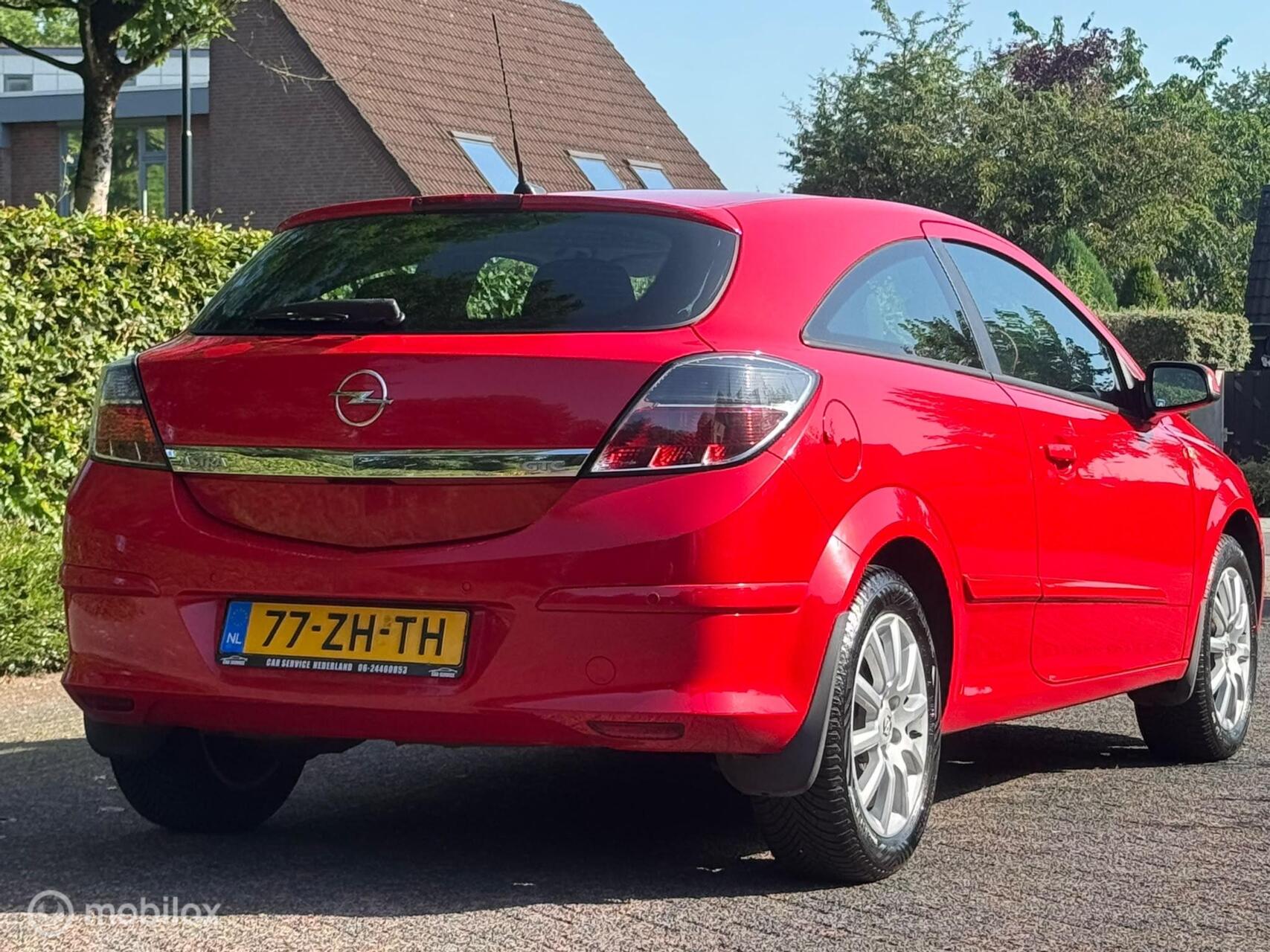 Foto van Opel Astra GTC