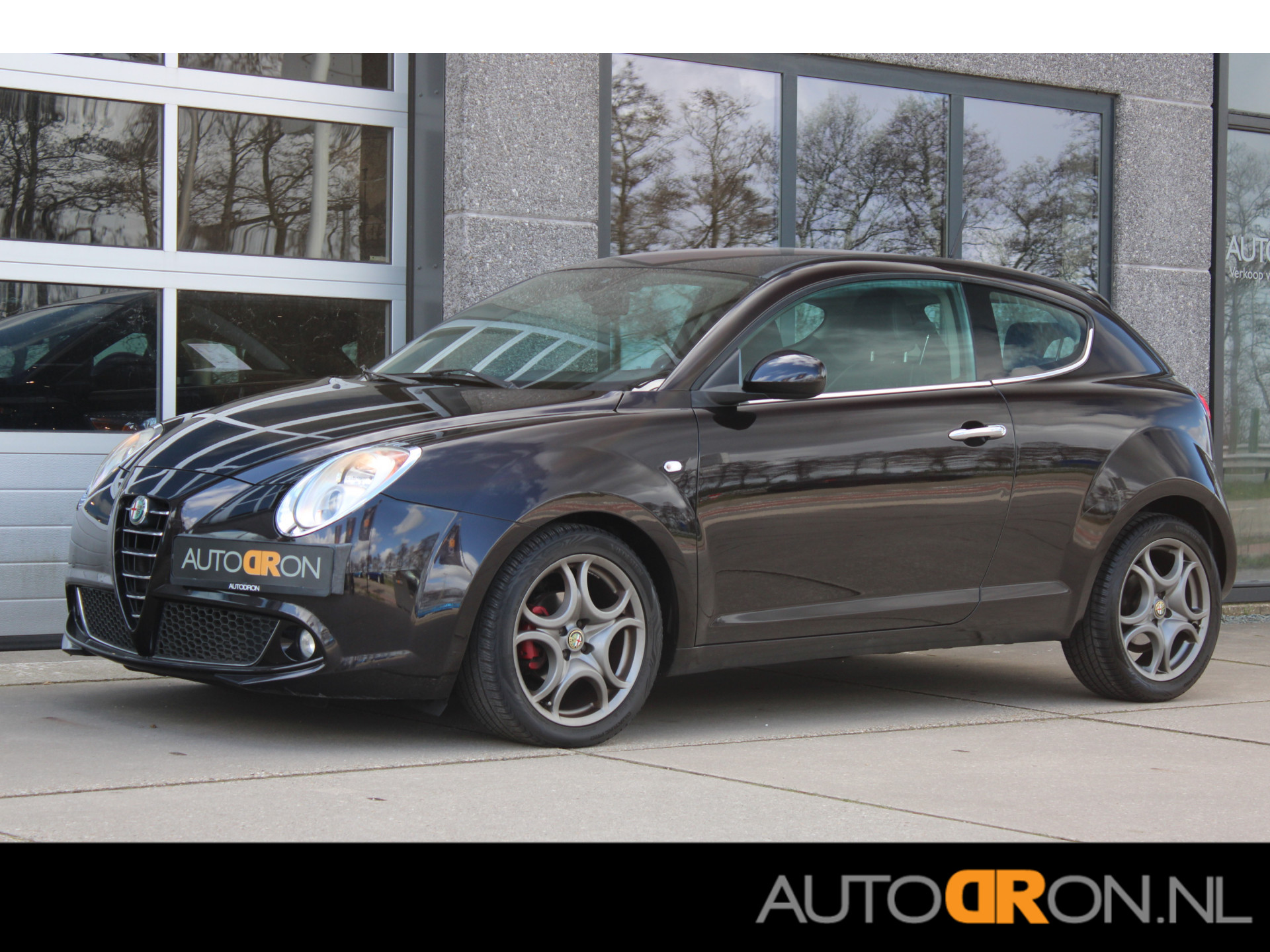 Alfa Romeo Mito 0.9 TwinAir Distinctive 2012 - voorkant
