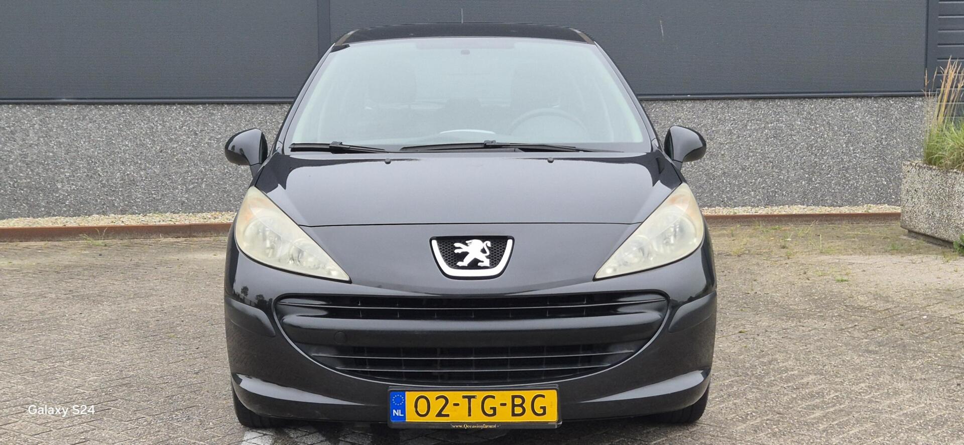 Peugeot 207 1.4-16V X-line?€1499 -? 2006 - voorkant