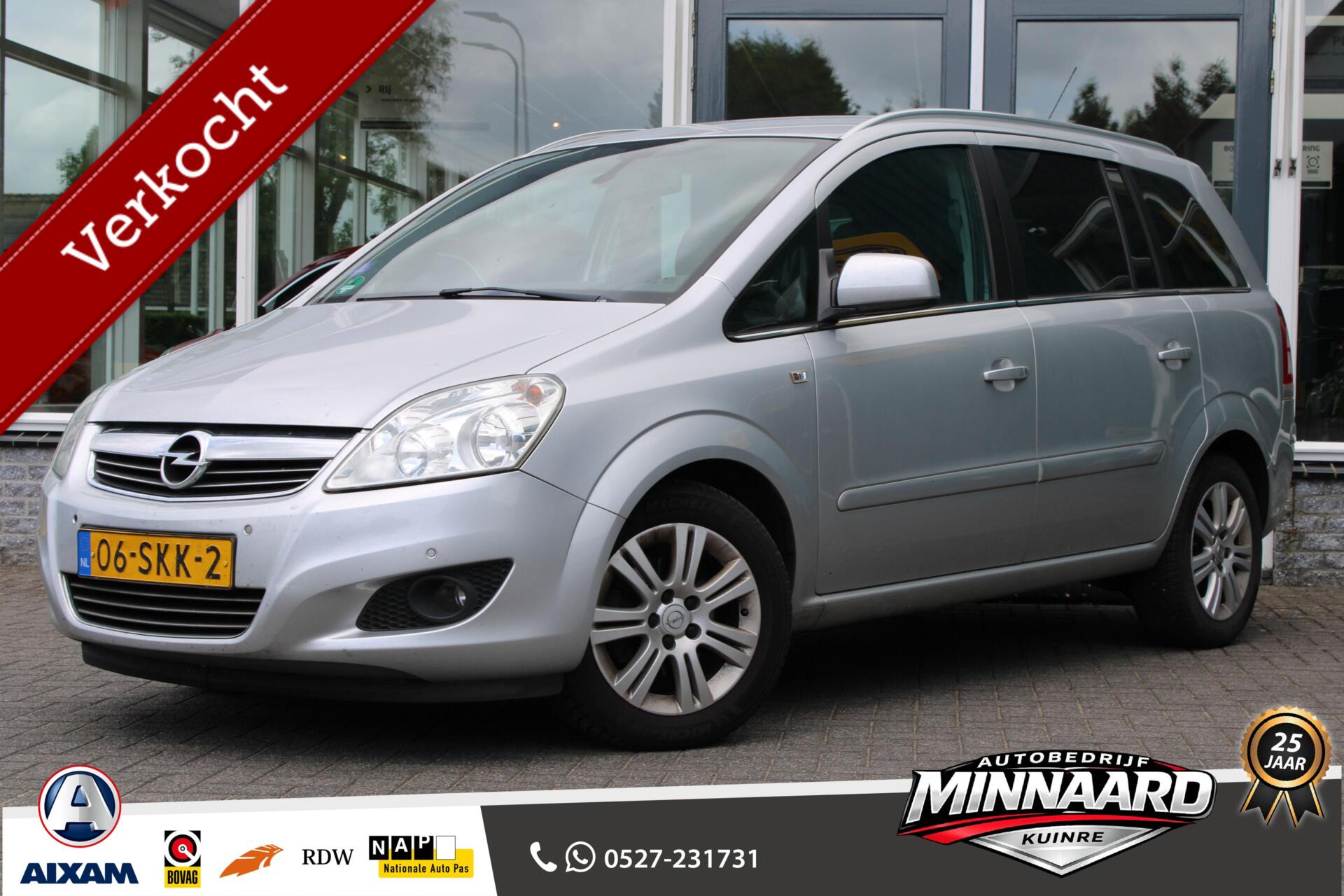 Opel Zafira 1.8 Cosmo 2011 - voorkant