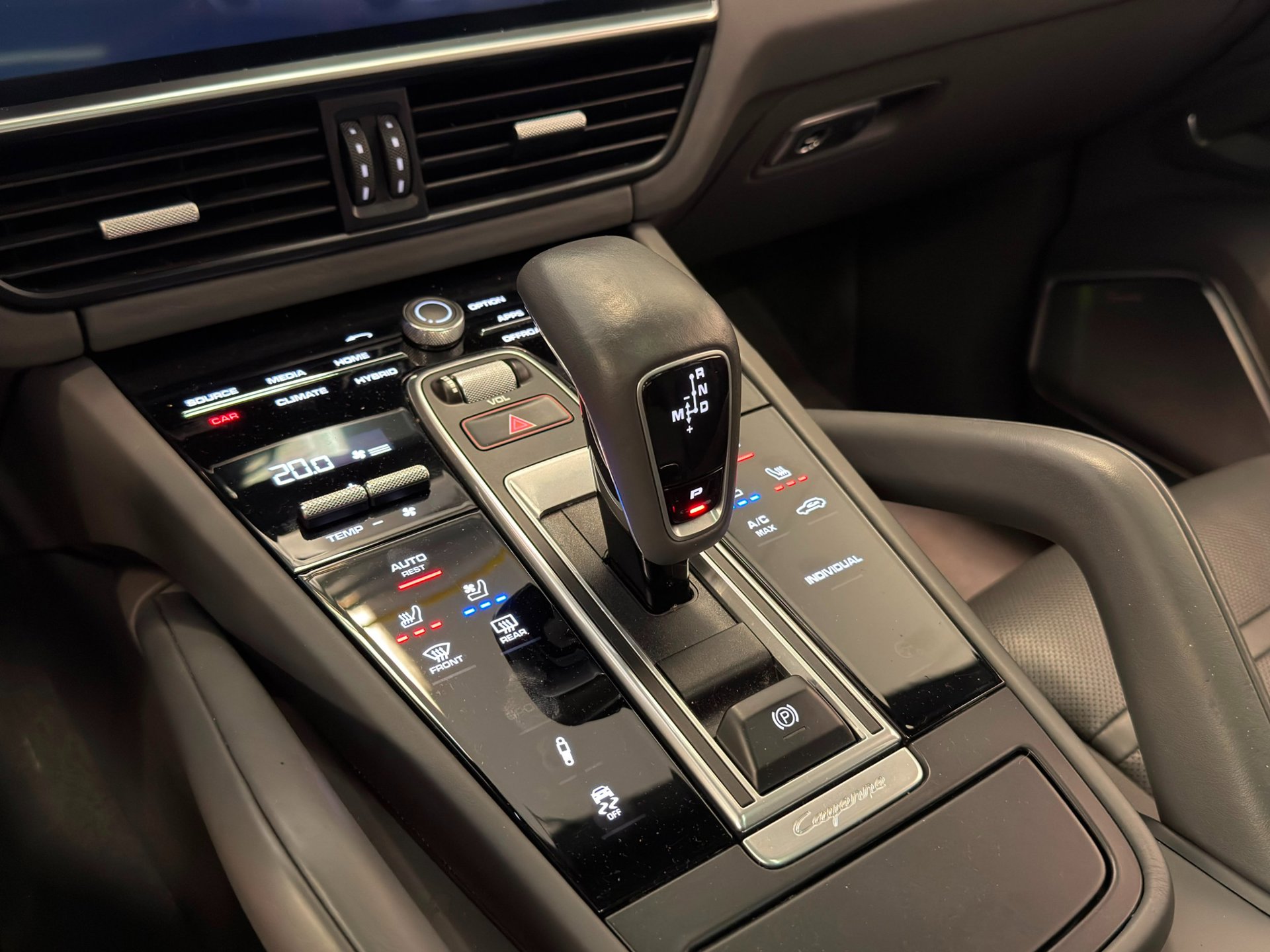 Foto van Porsche Cayenne E-hybrid