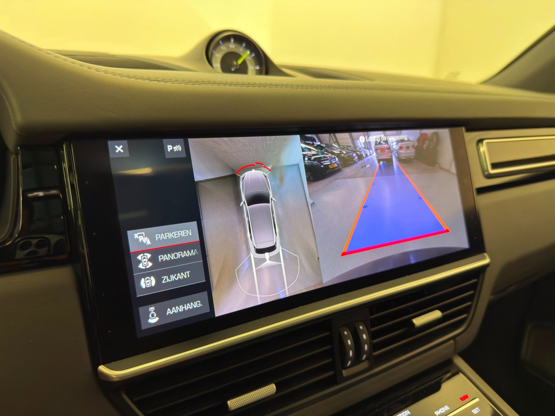 Foto van Porsche Cayenne E-hybrid