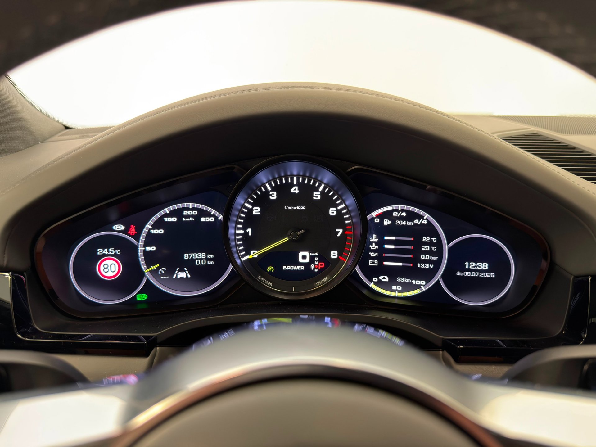 Foto van Porsche Cayenne E-hybrid
