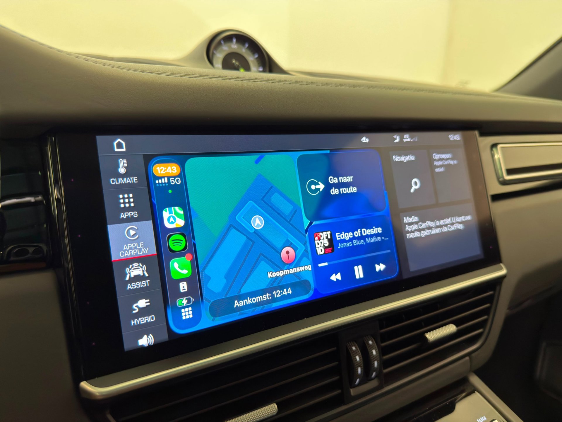 Foto van Porsche Cayenne E-hybrid