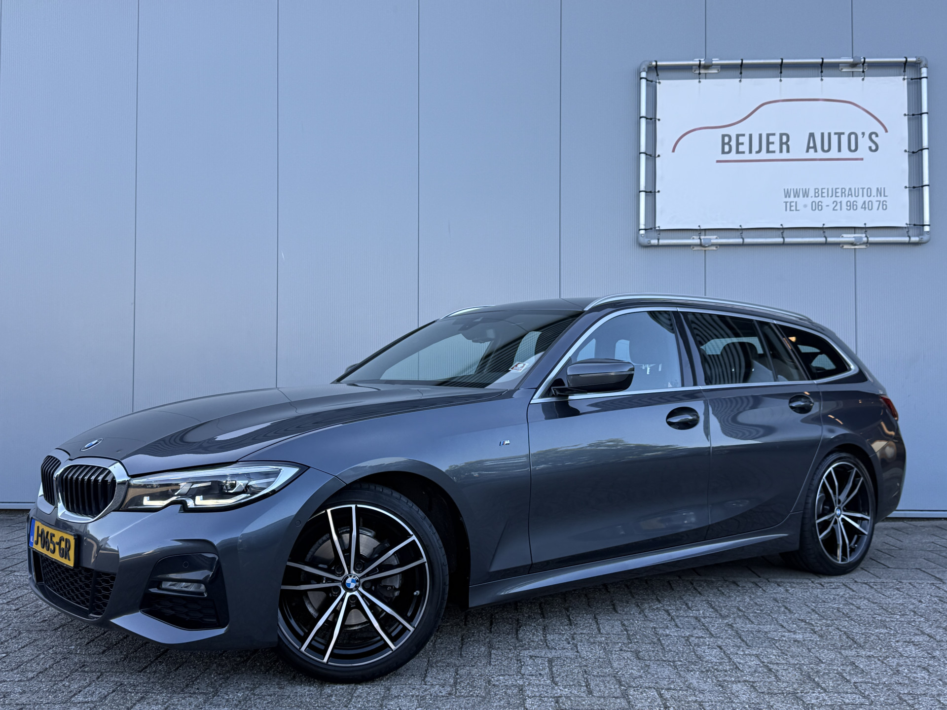 BMW 320i 320i High Executive Edition Automaat 2020 - voorkant