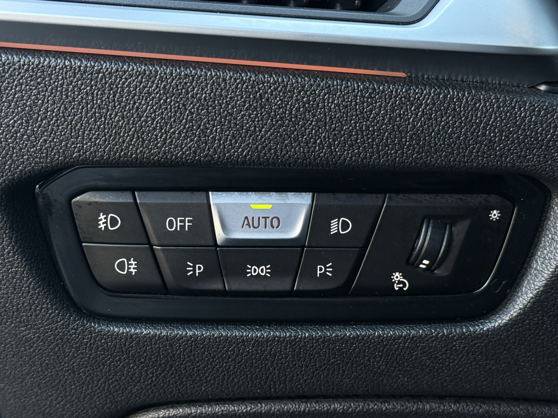 Foto van BMW 320i