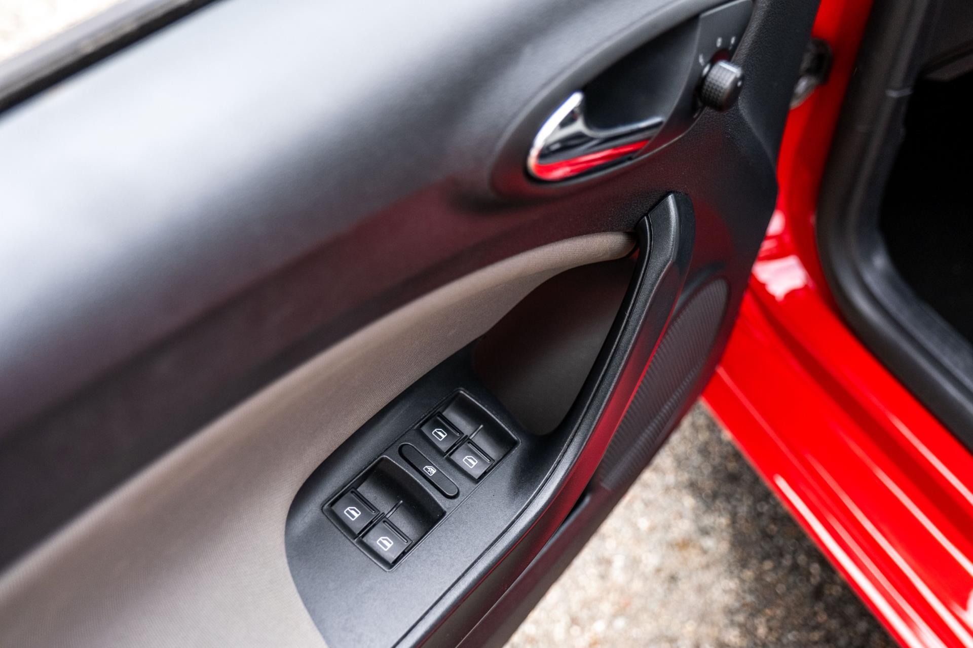 Foto van Seat Ibiza ST