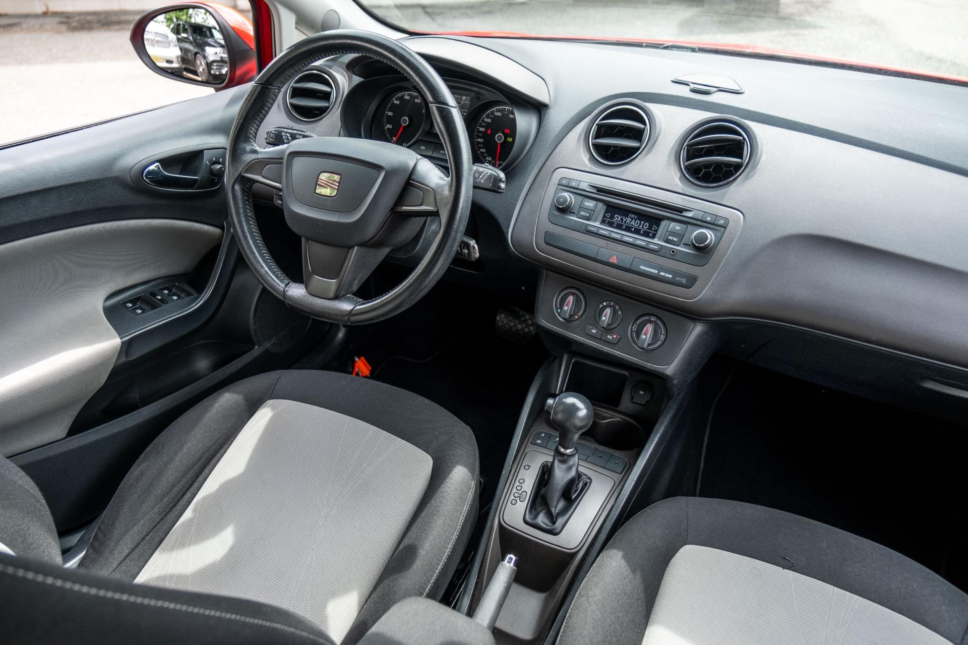 Foto van Seat Ibiza ST