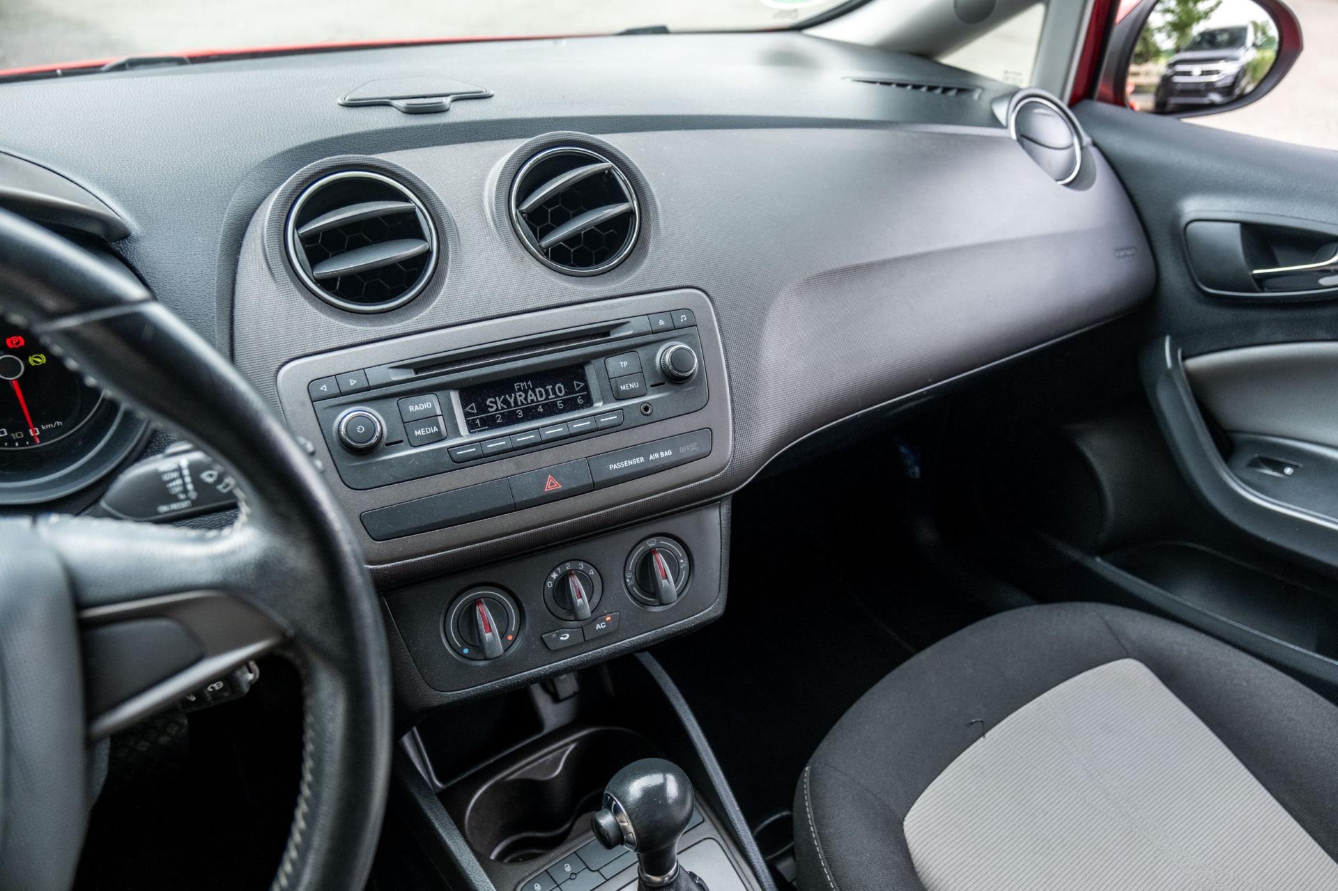 Foto van Seat Ibiza ST