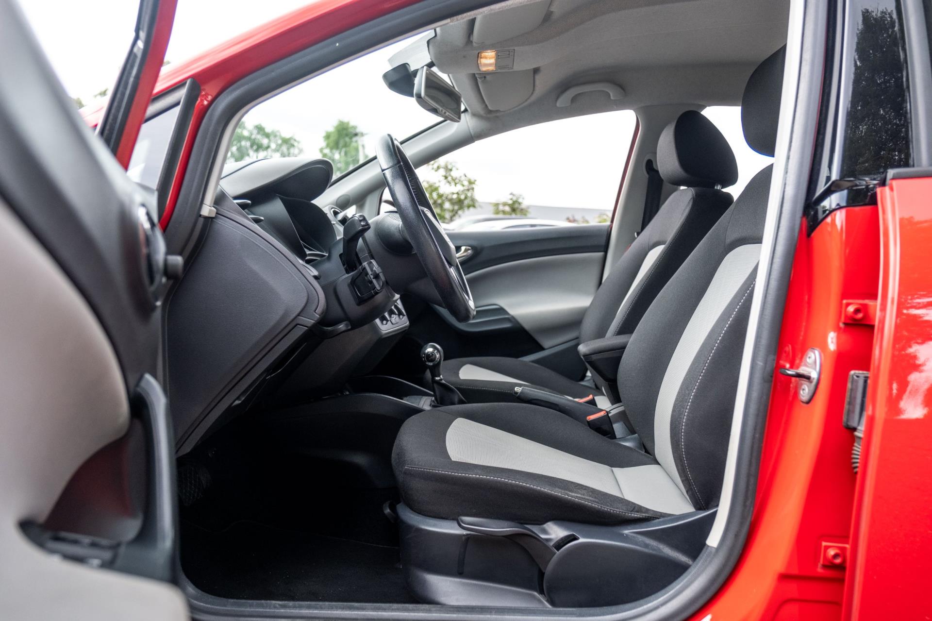 Foto van Seat Ibiza ST