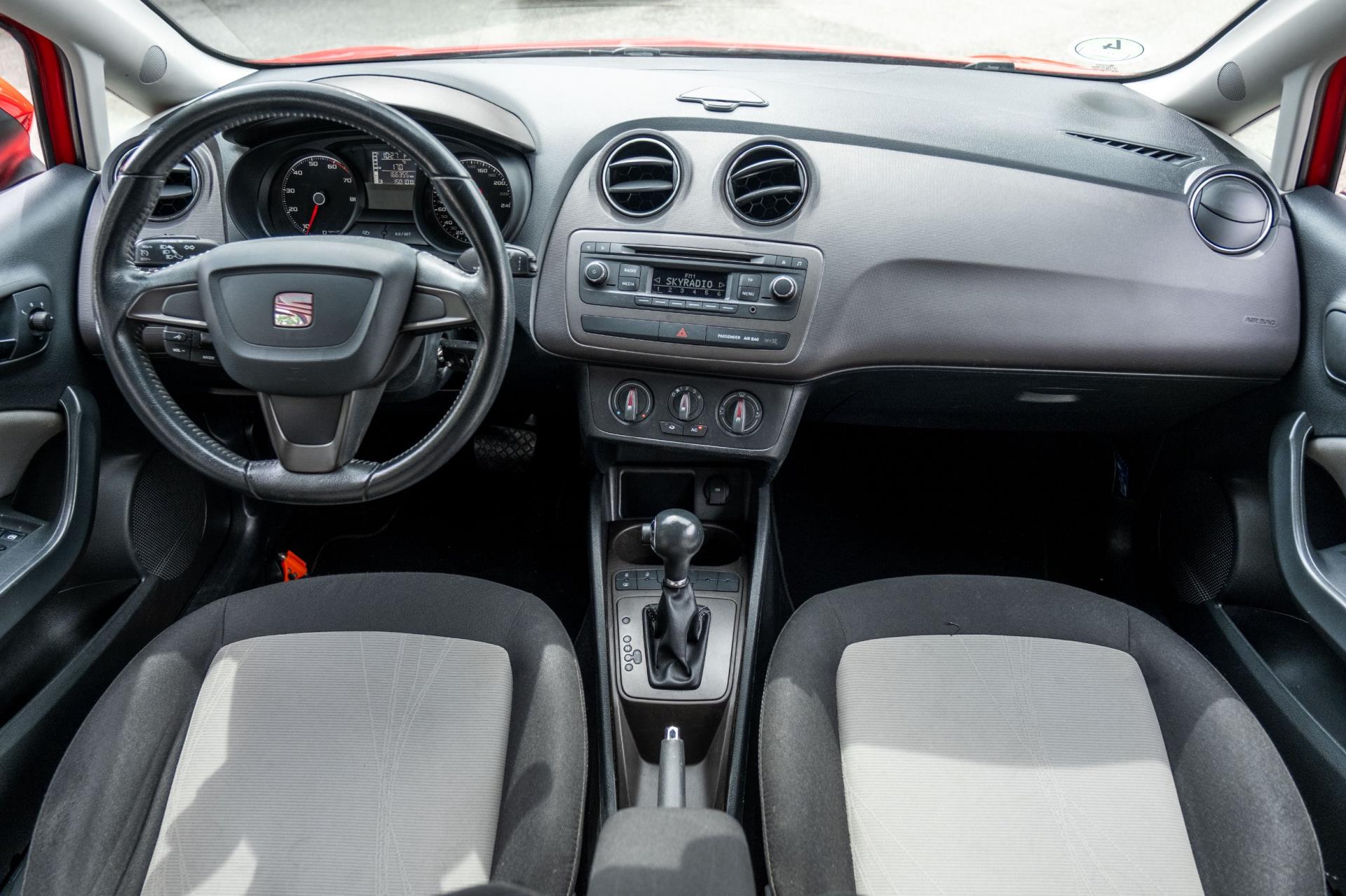 Foto van Seat Ibiza ST