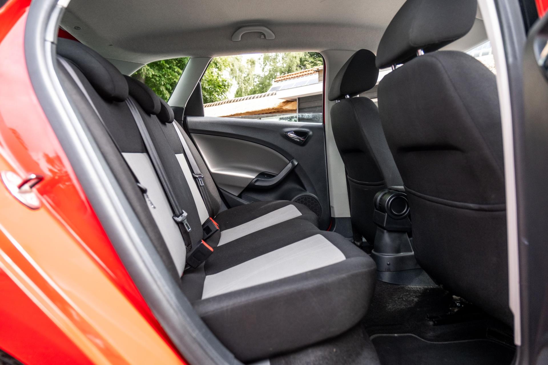Foto van Seat Ibiza ST