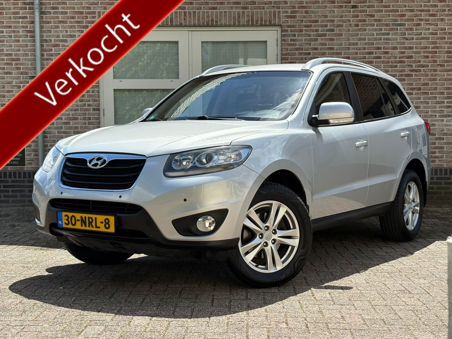 Hyundai Santa Fe 2.4i CVVT Dynamic Clima Navi T.haak NAP 2010 - voorkant