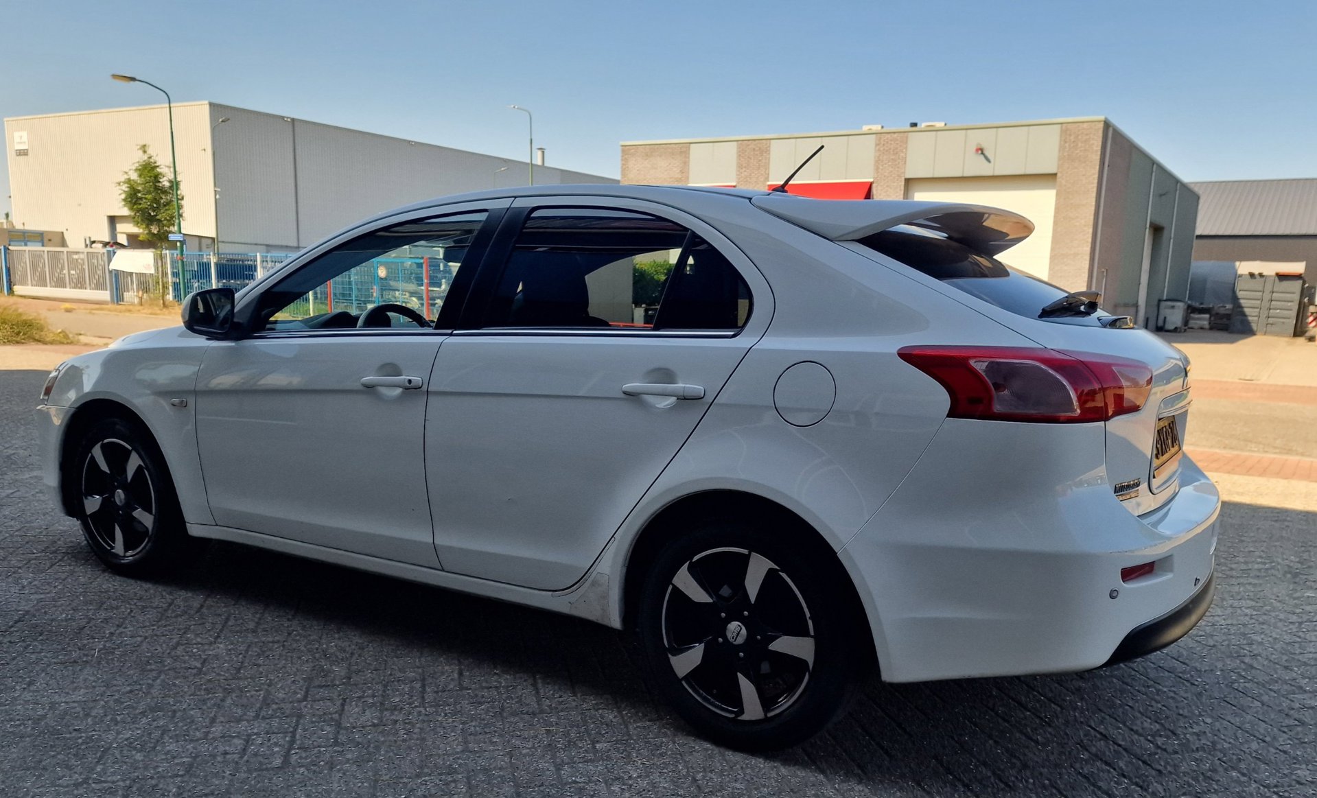 Foto van Mitsubishi Mitsubishi Lancer