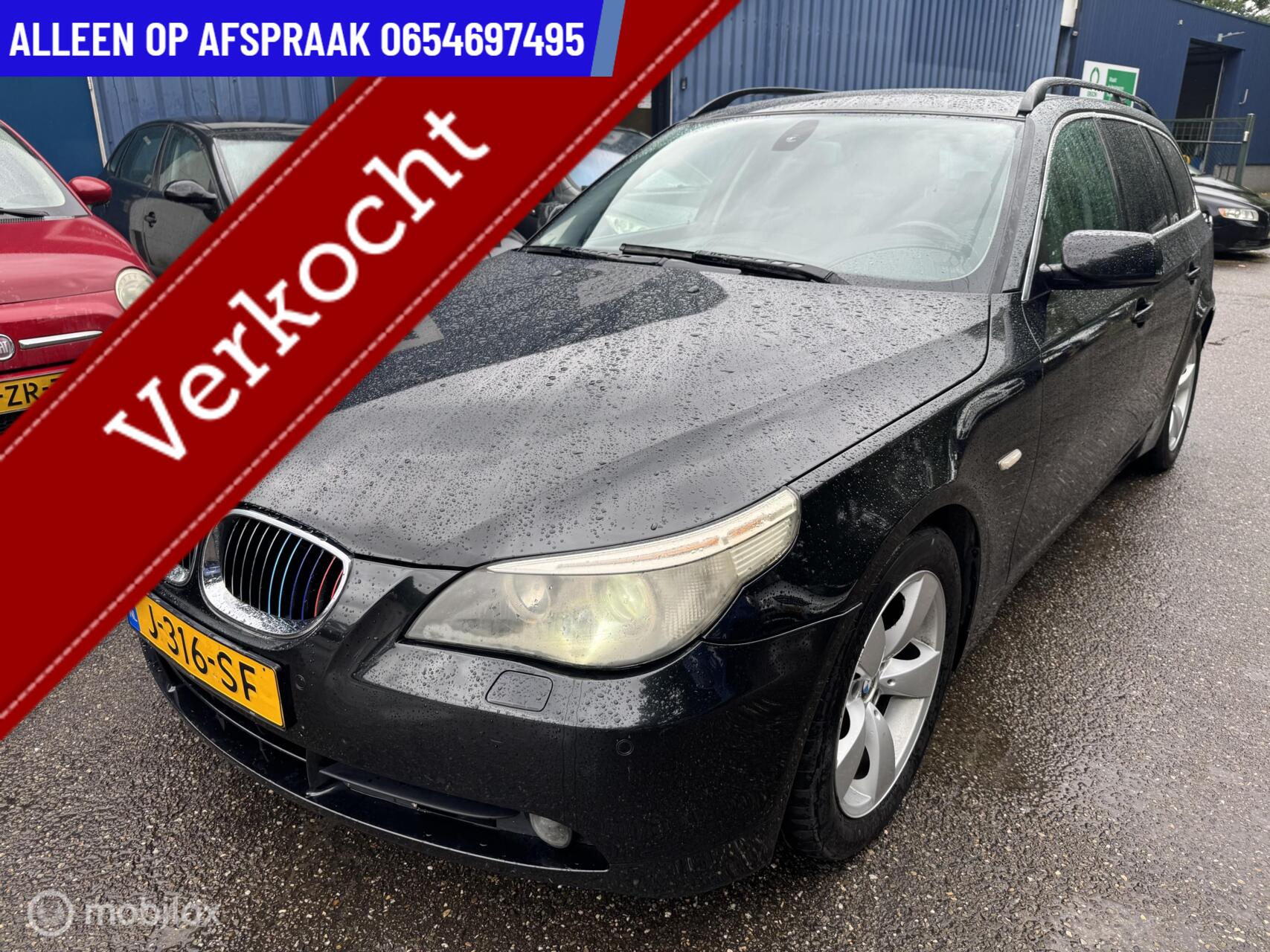 BMW 5-serie Touring 525i Executive AUTOMAAT|Panoramadak|Leer|Trekhaak| 2004 - voorkant
