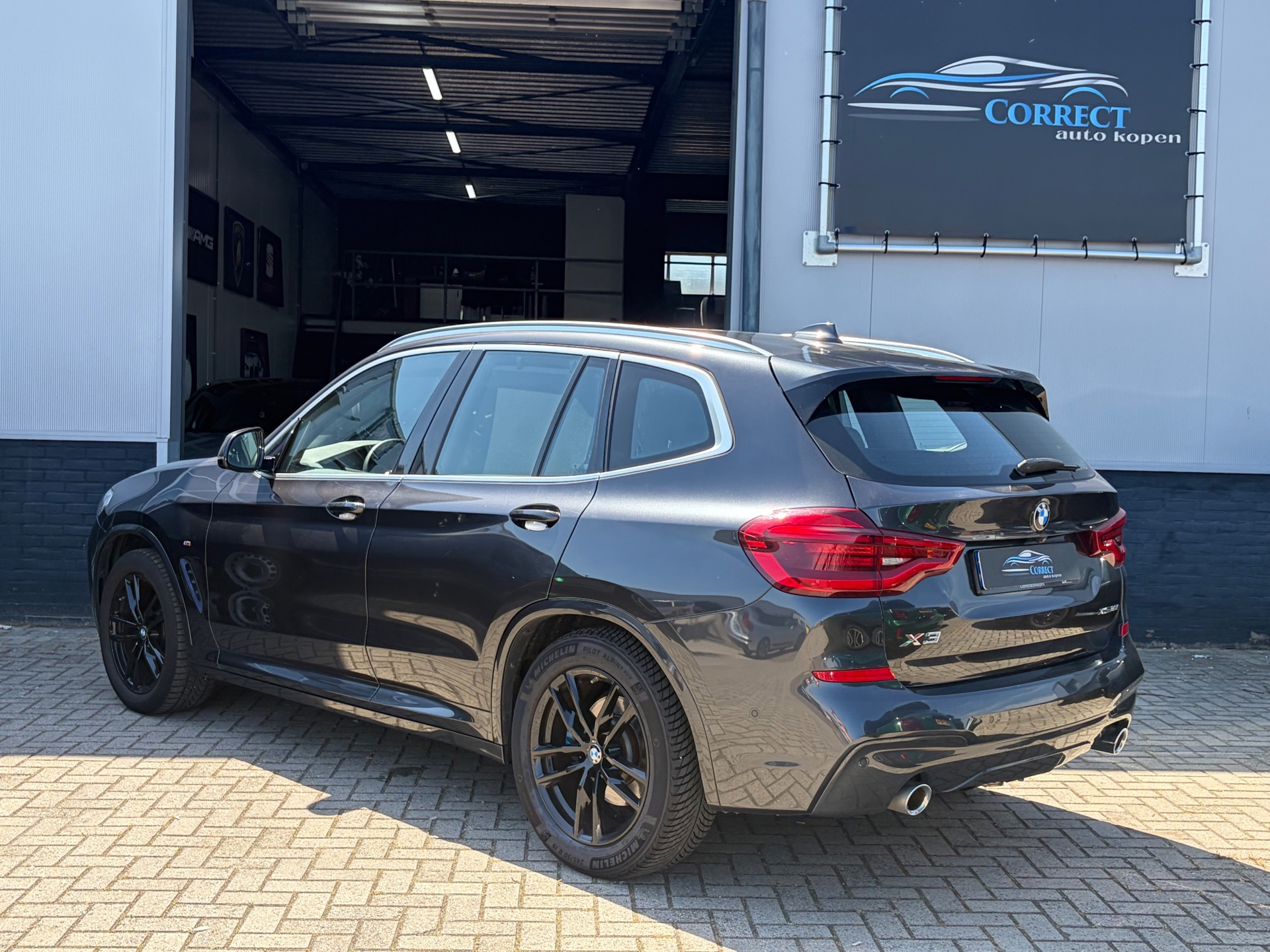 Foto van BMW X3 Xdrive20i